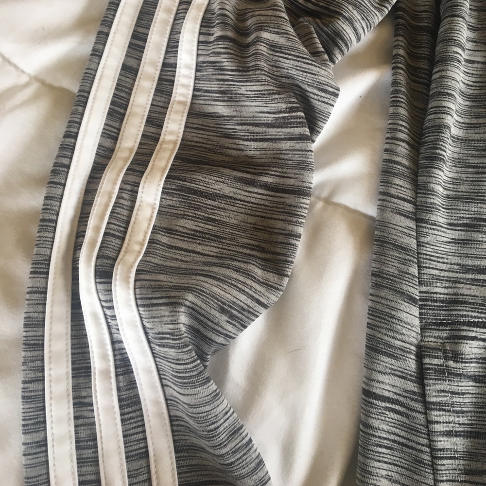 Adidas lightweight pullover - Picture 3 of 7